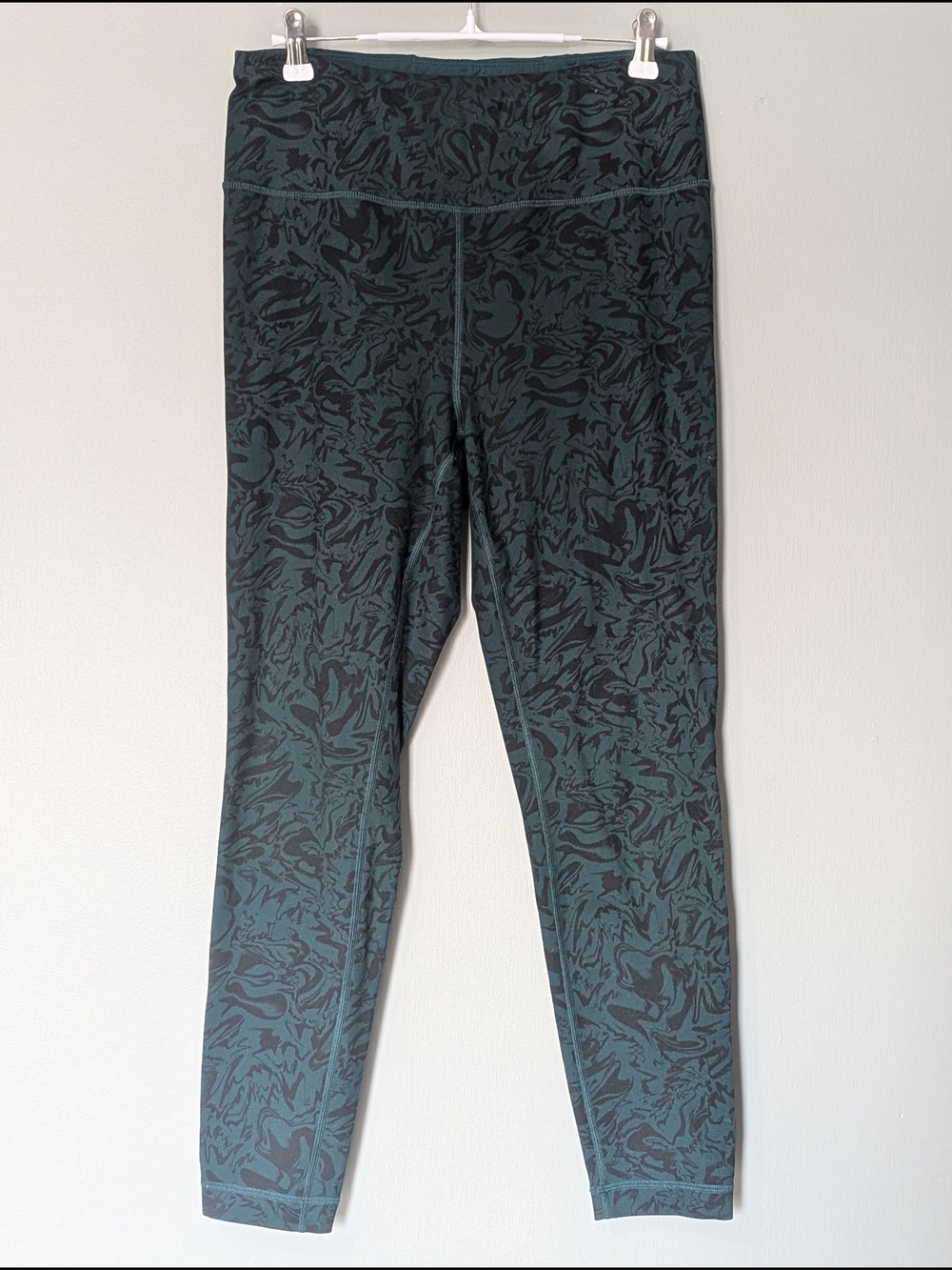 4/$10 ✨ Athletic Works‎ Patterned Teal & Black High-Waist Leggings Women's